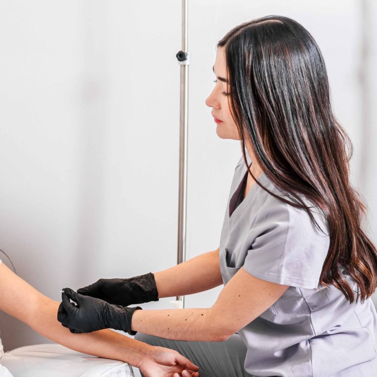 Dra Carolina Solorzano